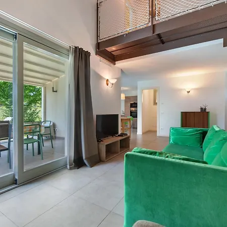 Villa Le Golfette Al Golf 1 *